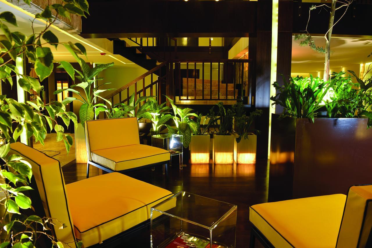 Romar Royal Hotel Loja Exterior foto